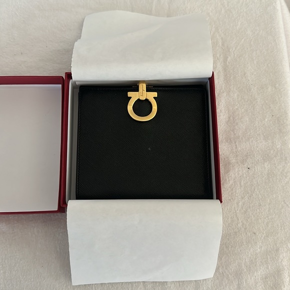 Salvatore Ferragamo Bifold Wallet - Picture 10 of 11